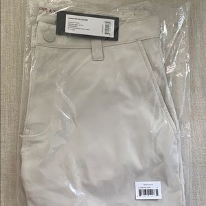 Rhone 7” Commuter Short, Stone - Brand New